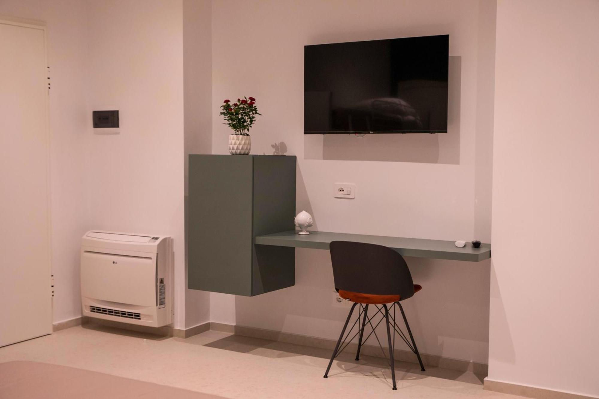 Your House Rooms 3 Conversano Kültér fotó